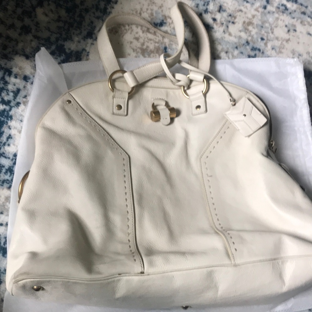 Yves Saint Laurent Lg Muse bag cream